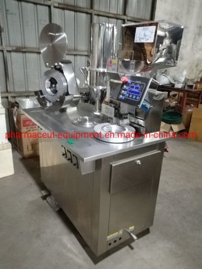 Máquina de llenado de cápsulas farmacéuticas de grano en polvo semiautomática (Btn-208d)